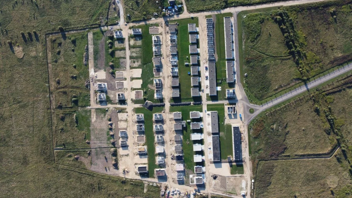 КП «Мадера Вилладж» (Madera Village) (Гурьевский р-н, пос. Авангардное) — детская и спортивная площадка, застройщик Девелоперская группа «Regera Group», фото 5